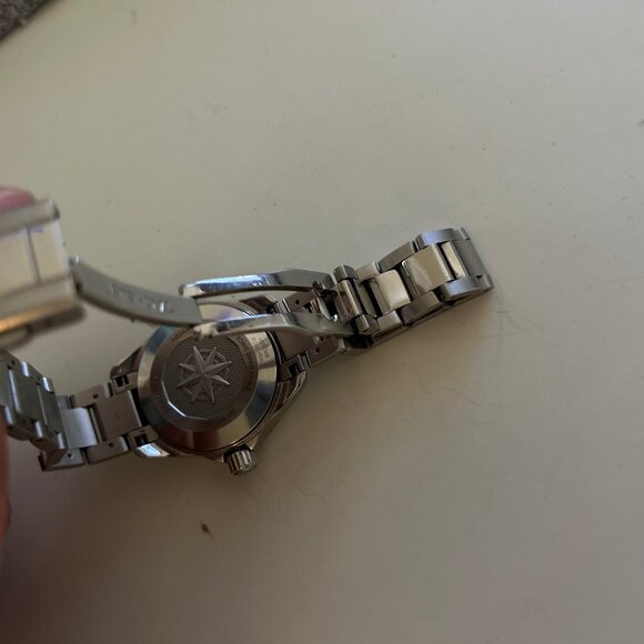 TAG HEUER AQUARACER PROFESSIONAL 200 VS diamond-set bezel and dial - Picture 7 of 8